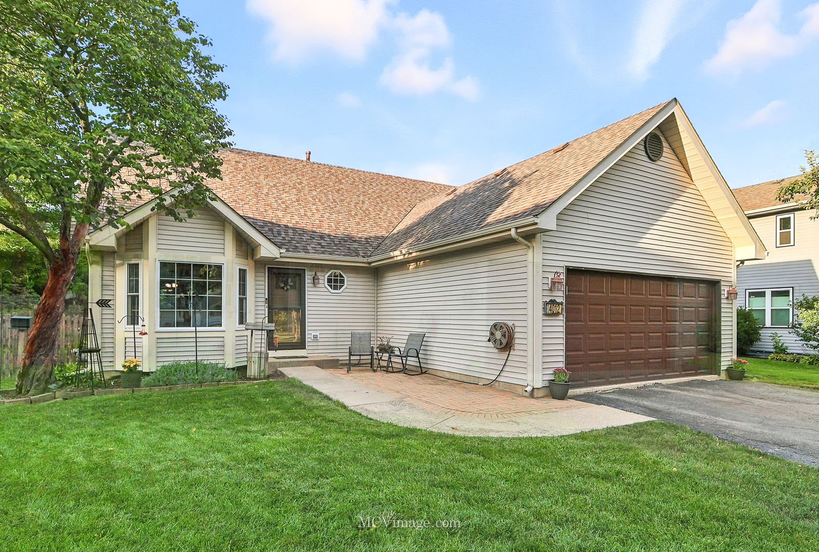 4012 Brenton Drive, Joliet, IL 60431