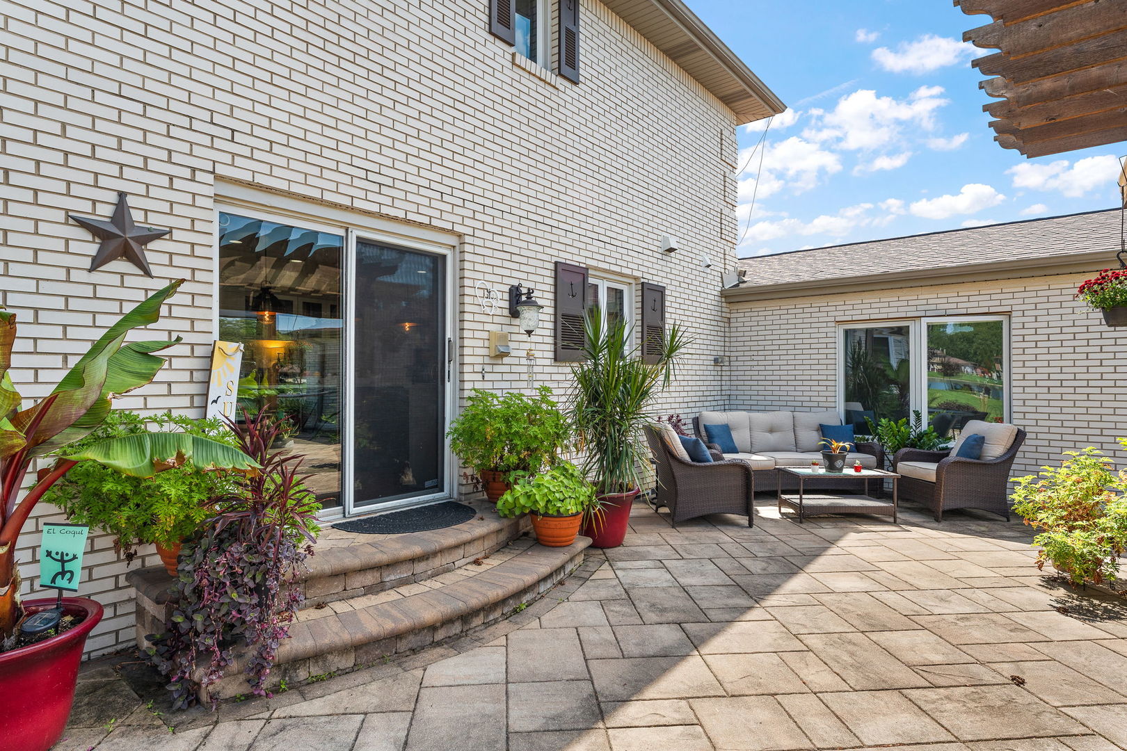 3134 Lakeside Drive, Highland, IN 46322
