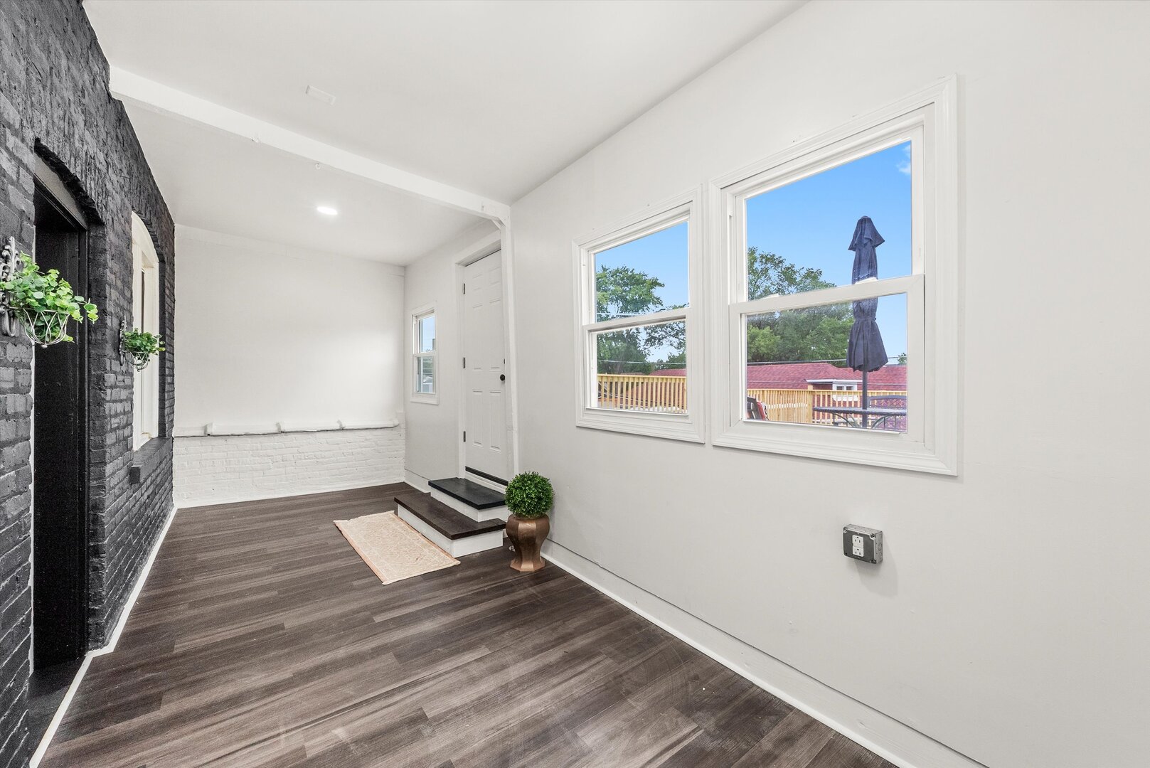 5032 S Archer Avenue, Chicago, IL 60632