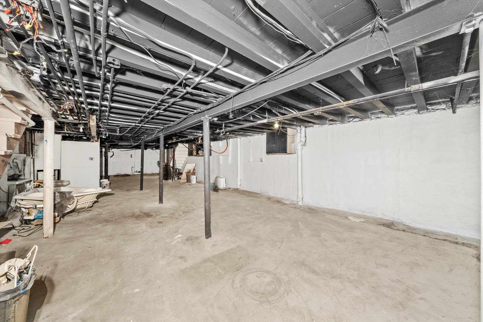 5032 S Archer Avenue, Chicago, IL 60632