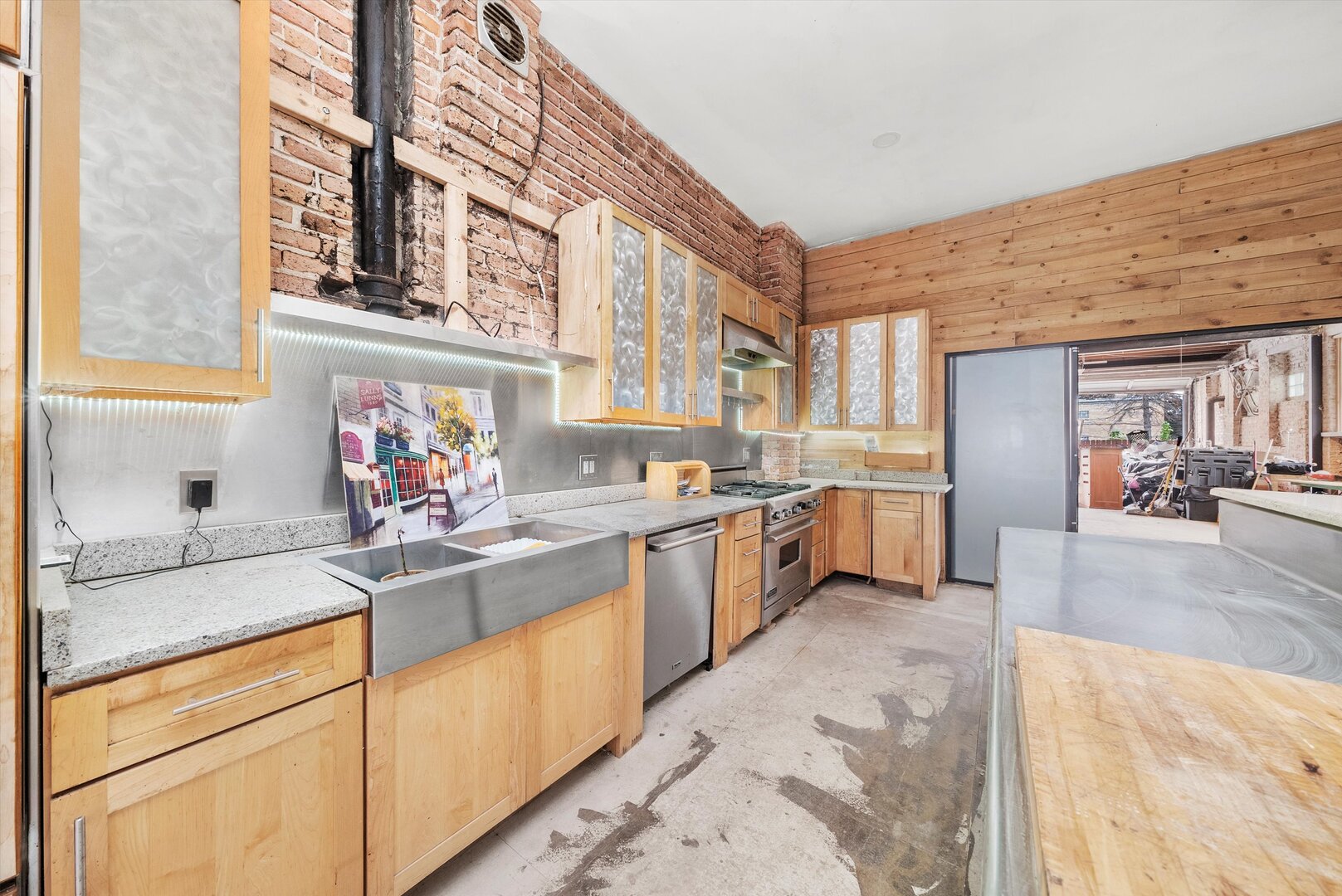 5032 S Archer Avenue, Chicago, IL 60632