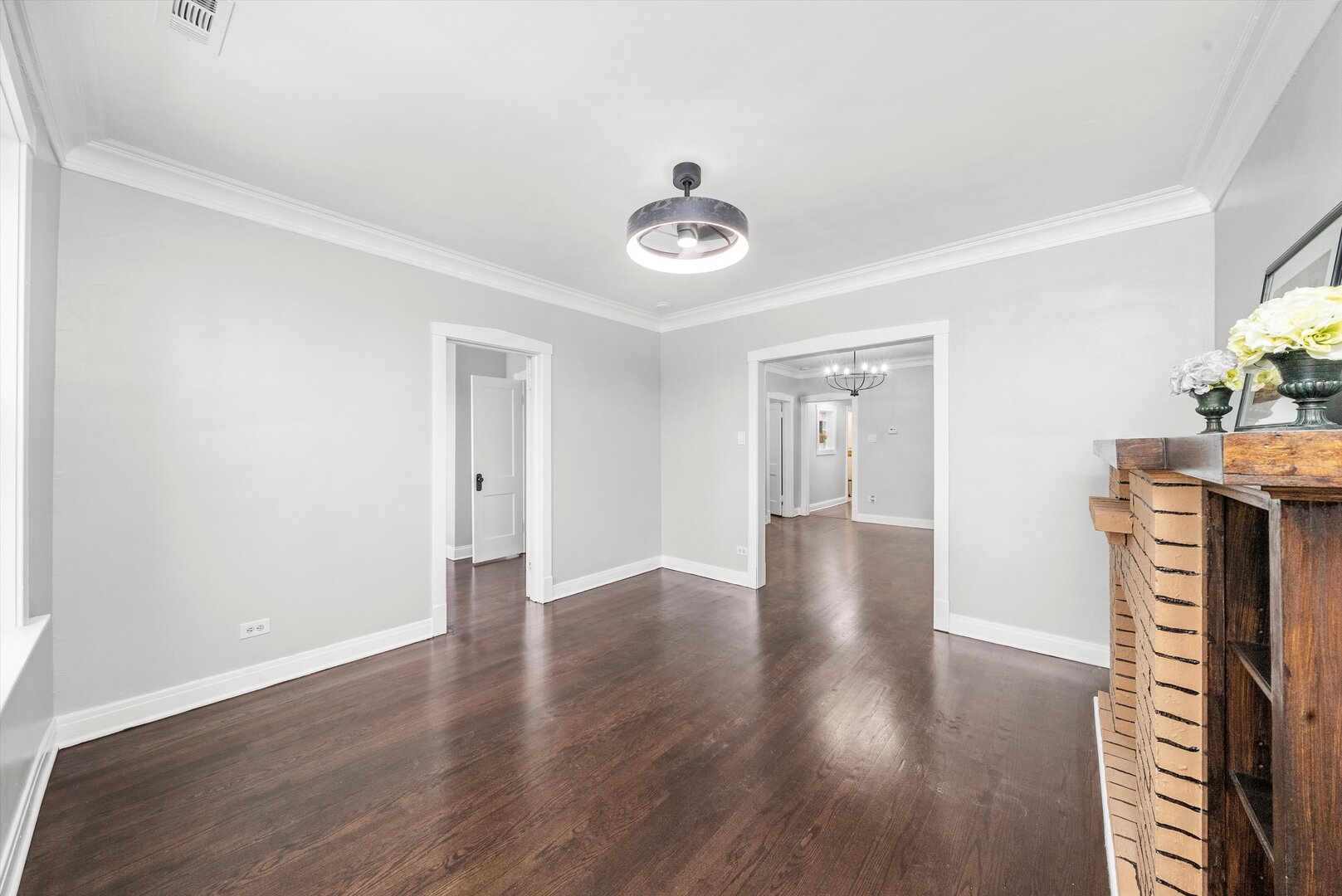 5032 S Archer Avenue, Chicago, IL 60632