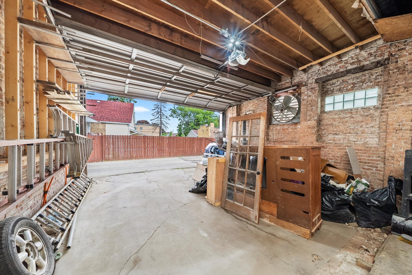 5032 S Archer Avenue, Chicago, IL 60632