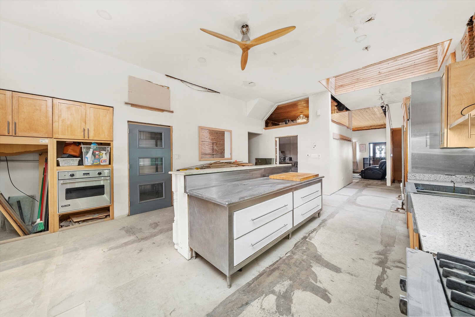 5032 S Archer Avenue, Chicago, IL 60632