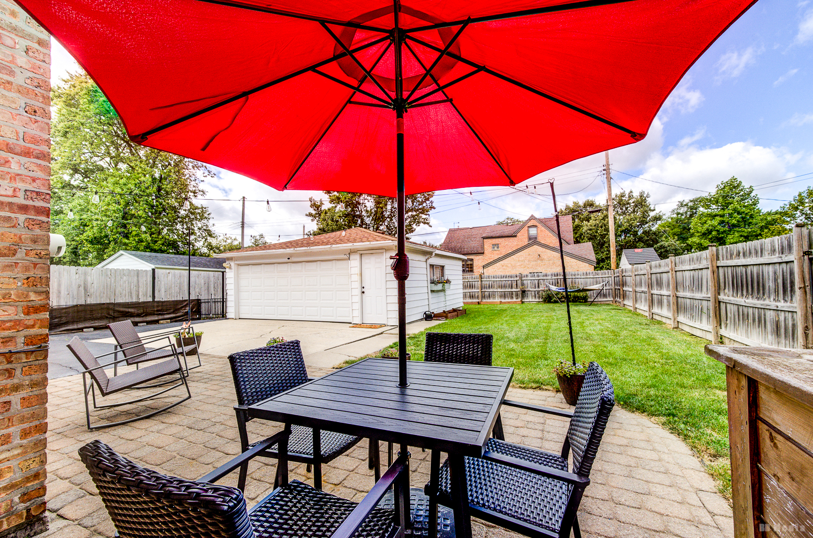 10942 S Tripp Avenue, Oak Lawn, IL 60453