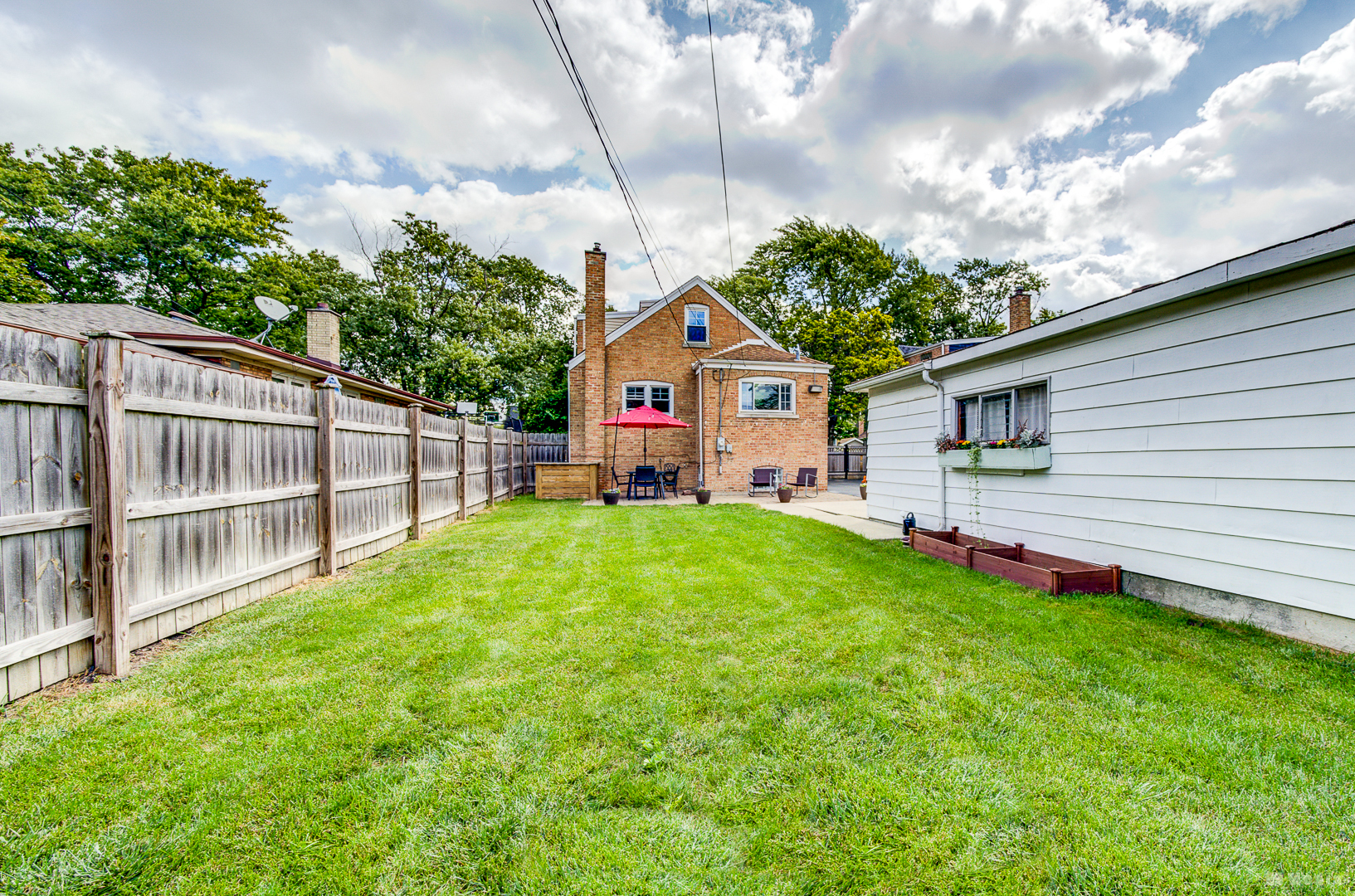 10942 S Tripp Avenue, Oak Lawn, IL 60453