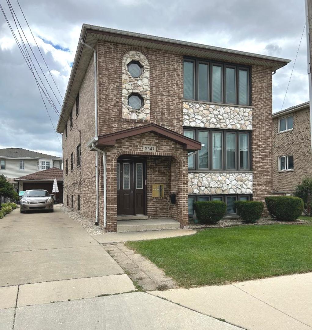5347 W 53rd Place #2, Chicago, IL 60638