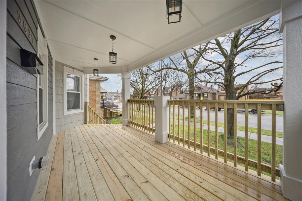 3031 Oak park Avenue, Berwyn, IL 60402