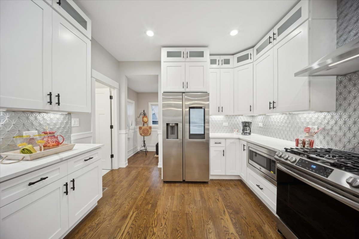 3031 Oak park Avenue, Berwyn, IL 60402