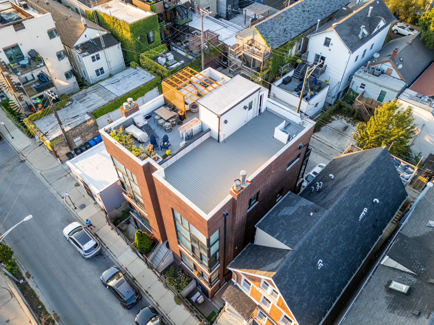 1644 W Blackhawk Street #2E, Chicago, IL 60622