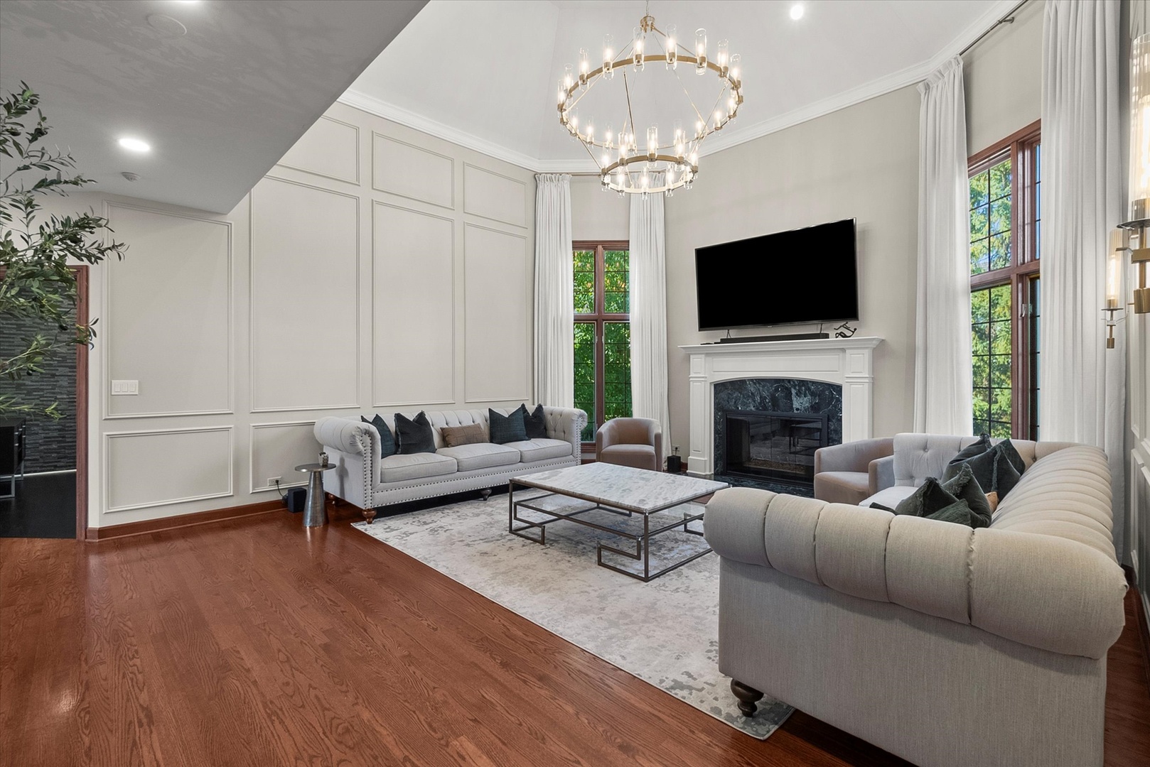 15W521 81st Street, Burr Ridge, IL 60527