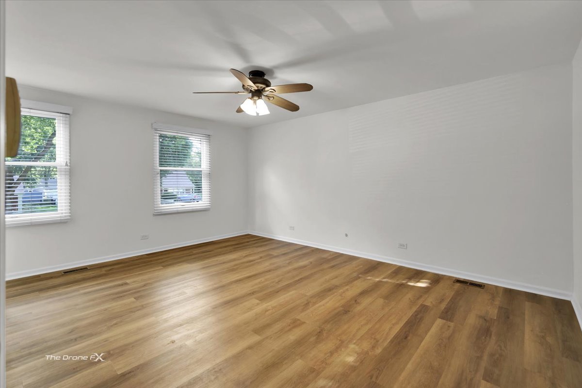 1556 Shenandoah Lane, Naperville, IL 60563