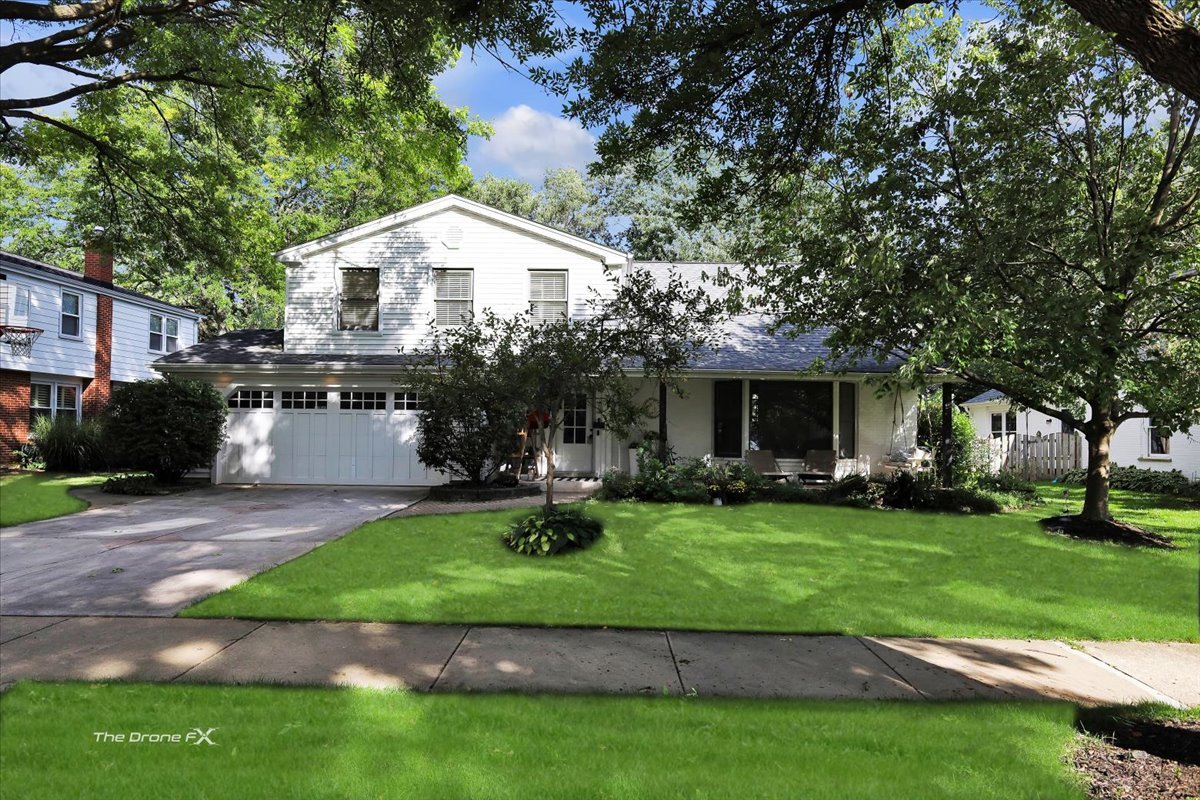 1556 Shenandoah Lane, Naperville, IL 60563