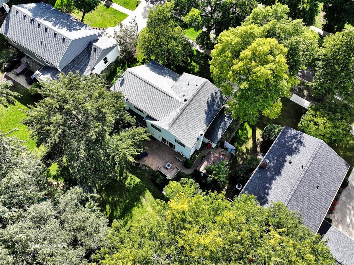 1556 Shenandoah Lane, Naperville, IL 60563