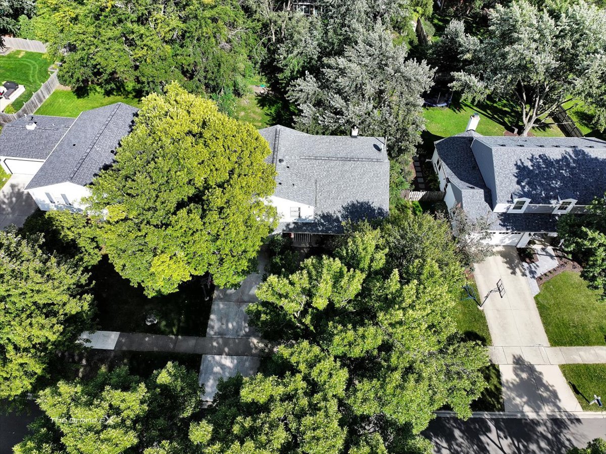 1556 Shenandoah Lane, Naperville, IL 60563