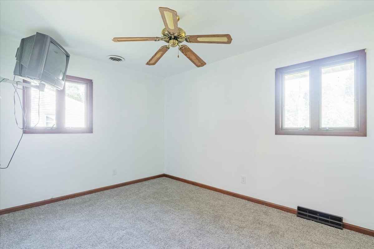 436 Standish Drive, Bloomington, IL 61704