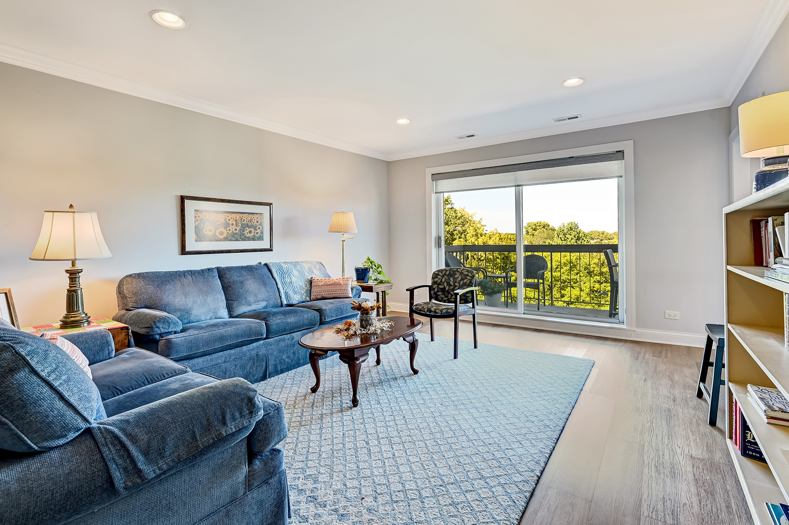 501 Lake Hinsdale Drive #504, Willowbrook, IL 60527