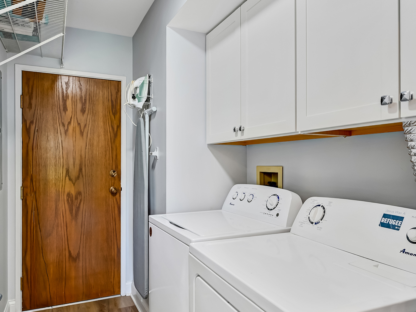 501 Lake Hinsdale Drive #504, Willowbrook, IL 60527