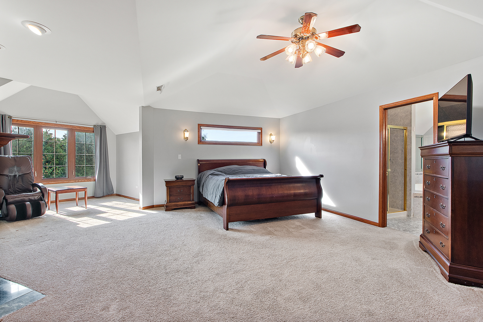 11707 Coquille Drive, Frankfort, IL 60423