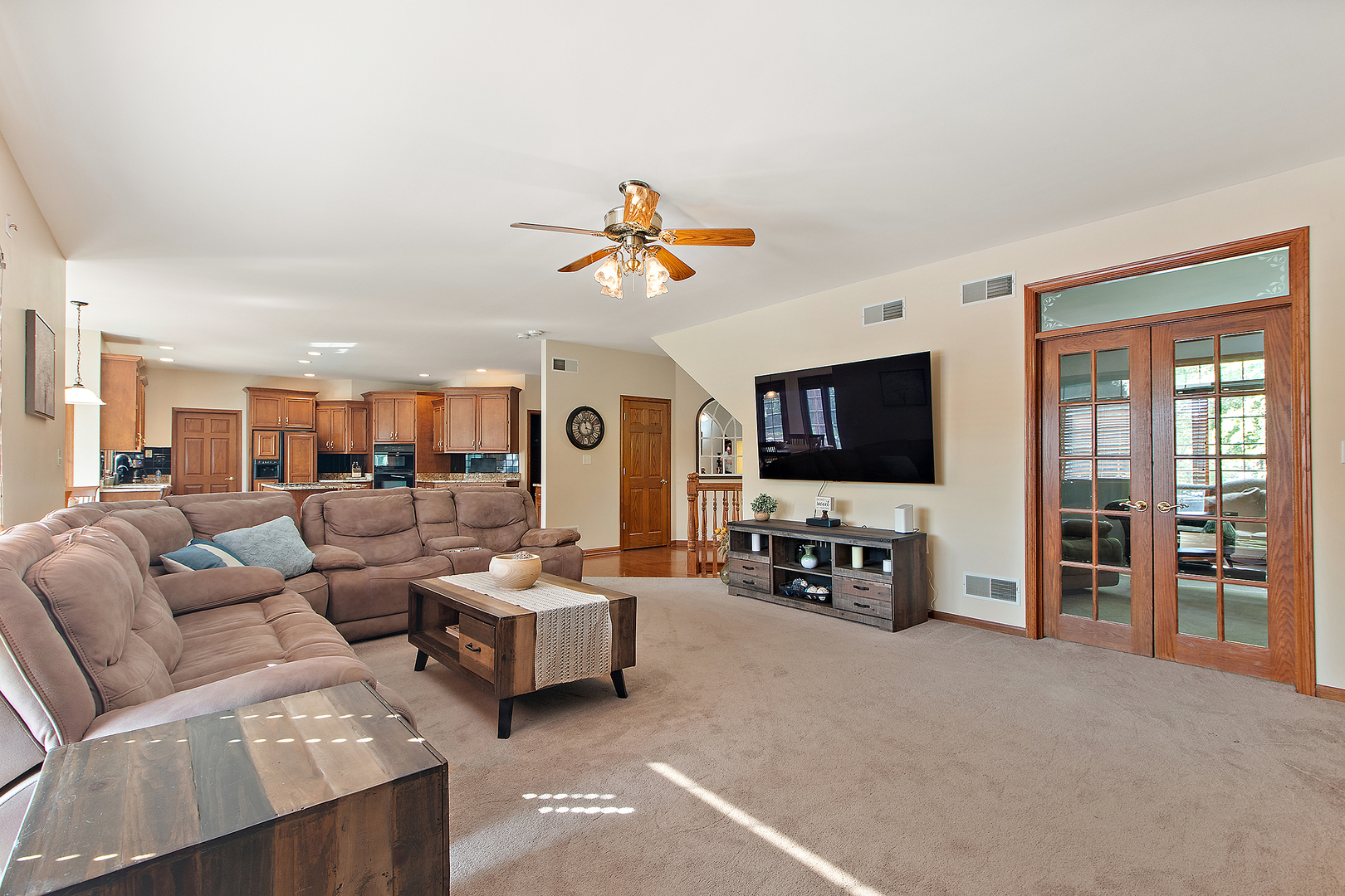 11707 Coquille Drive, Frankfort, IL 60423