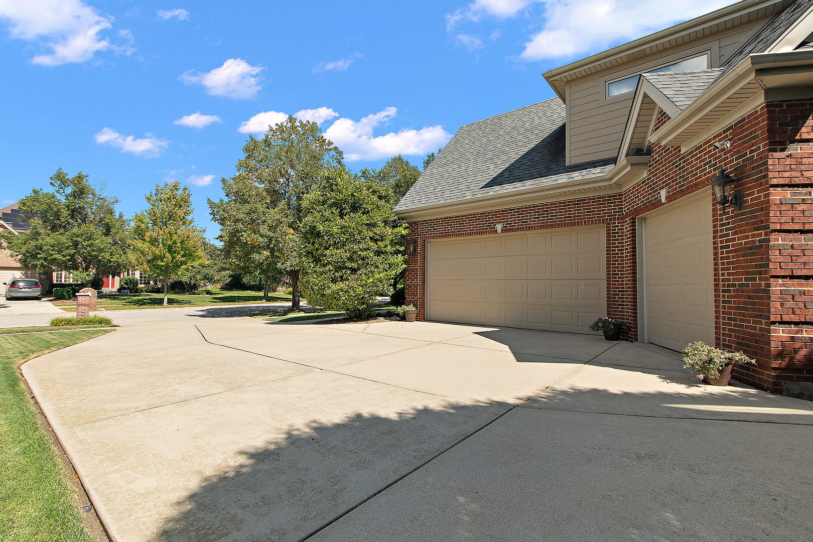 11707 Coquille Drive, Frankfort, IL 60423