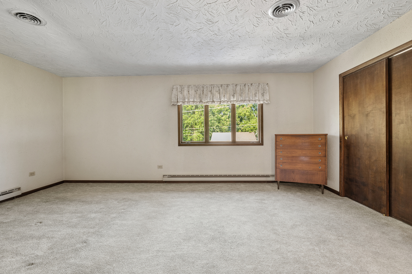 1410 Lawrence Avenue, Lockport, IL 60441