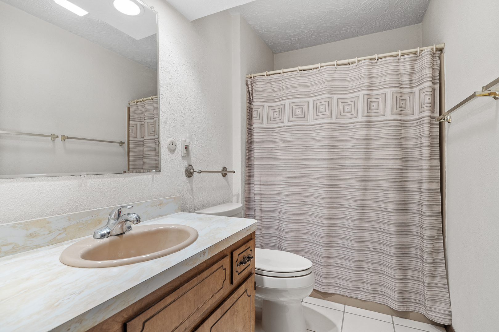 1410 Lawrence Avenue, Lockport, IL 60441
