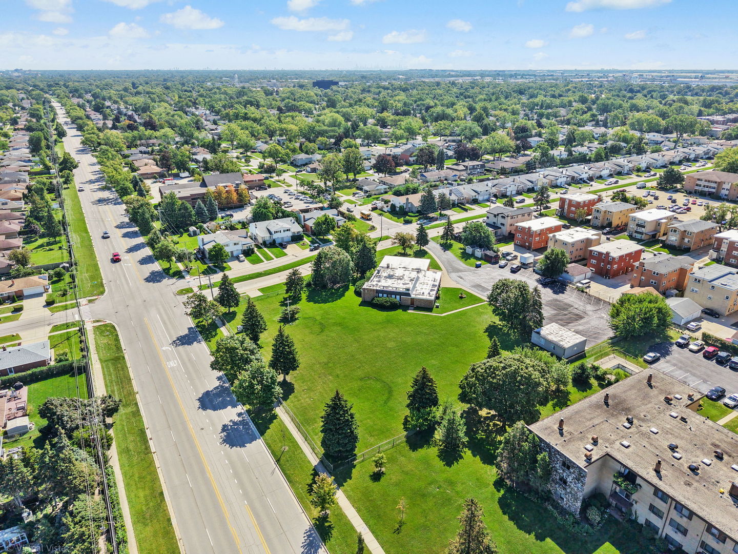 800 Beau Drive, Des Plaines, IL 60016