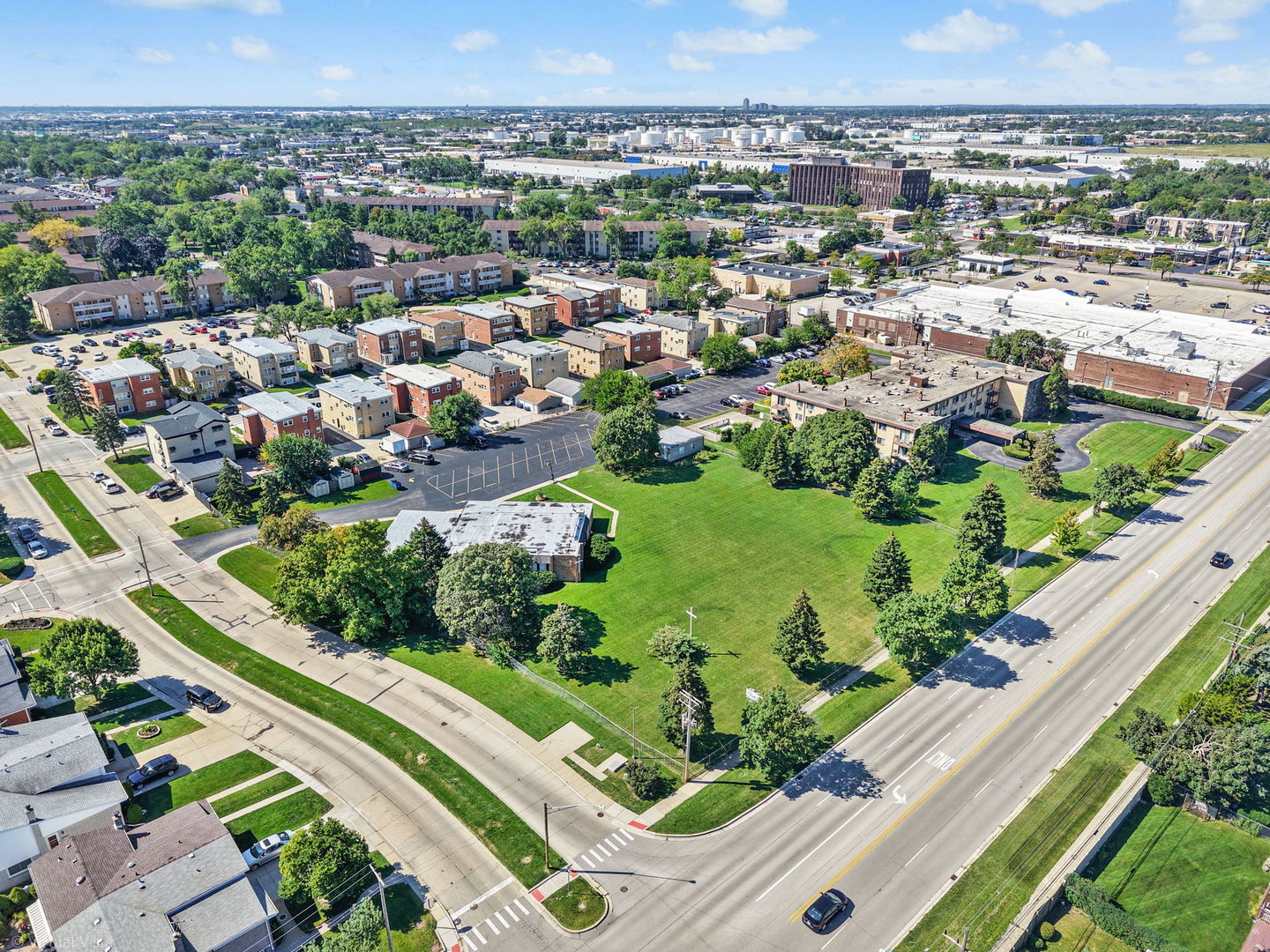 800 Beau Drive, Des Plaines, IL 60016