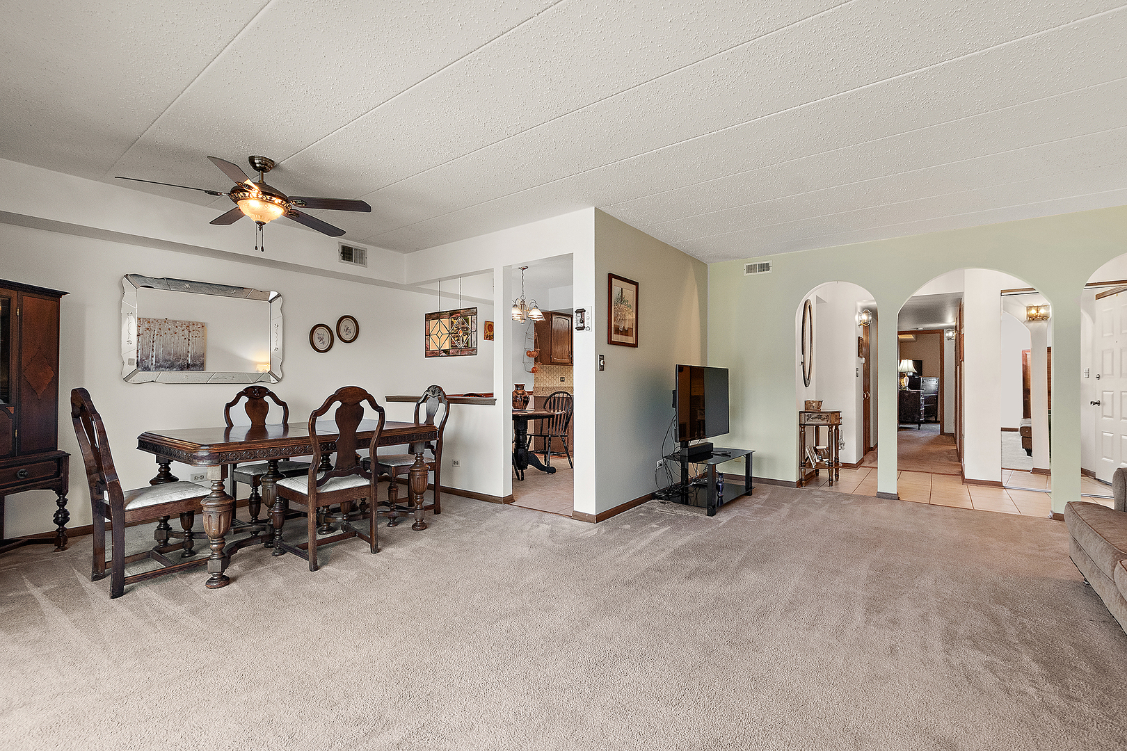 4025 W 93rd Place #1E, Oak Lawn, IL 60453