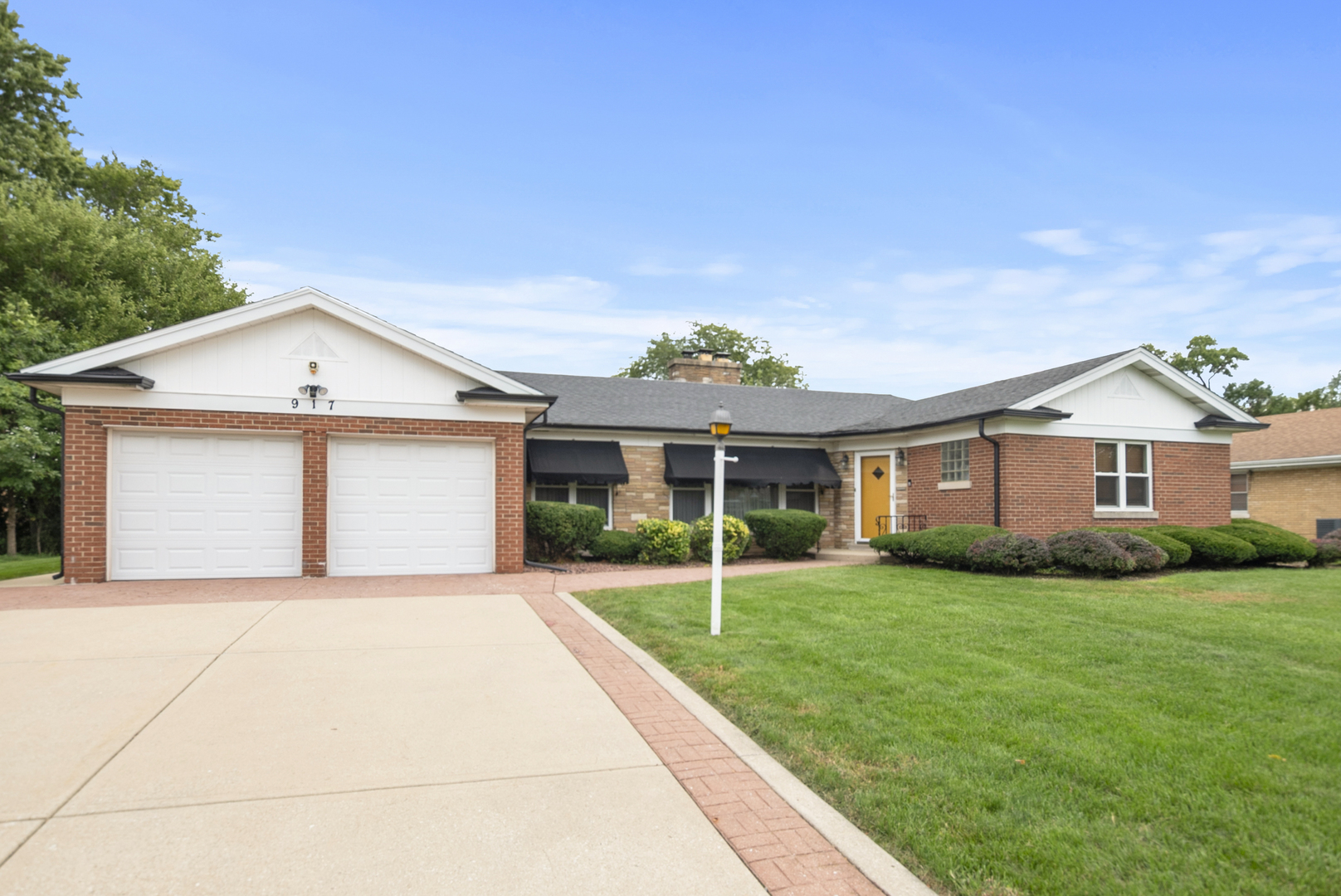 917 N Memorial Drive, Chicago Heights, IL 60411