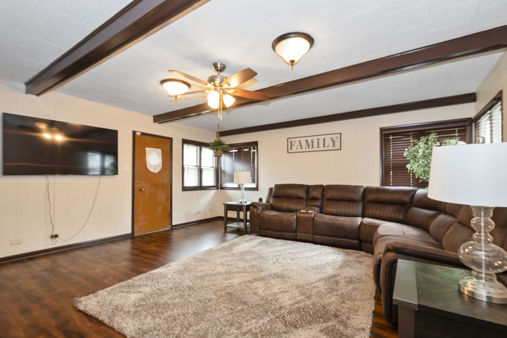 917 N Memorial Drive, Chicago Heights, IL 60411
