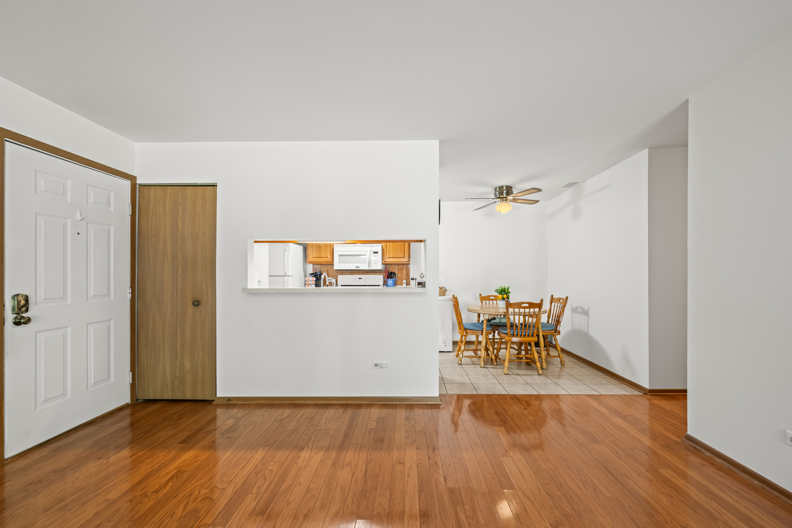1414 N Sterling Avenue #103, Palatine, IL 60067