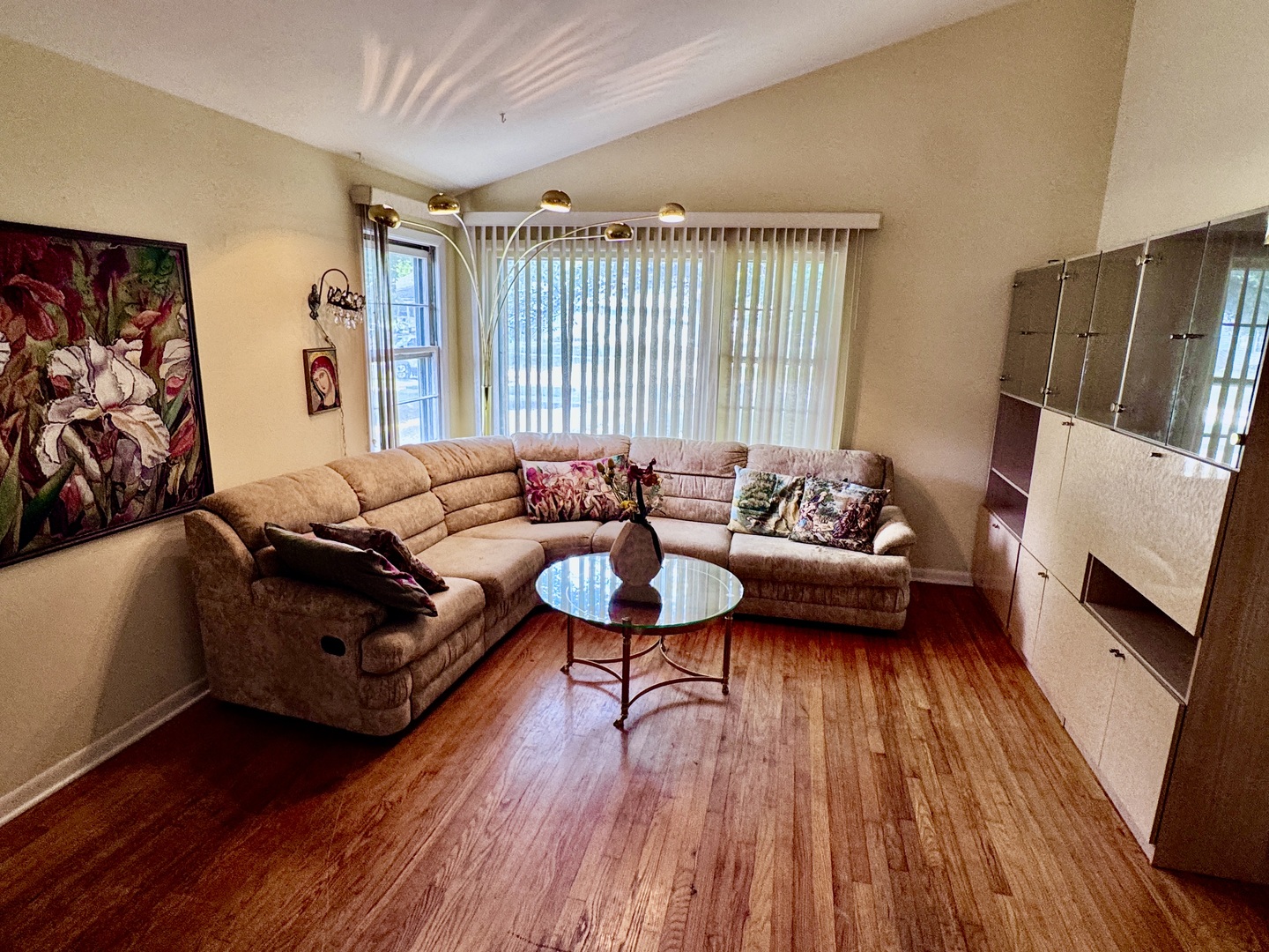 597 Lowden Avenue, Glen Ellyn, IL 60137