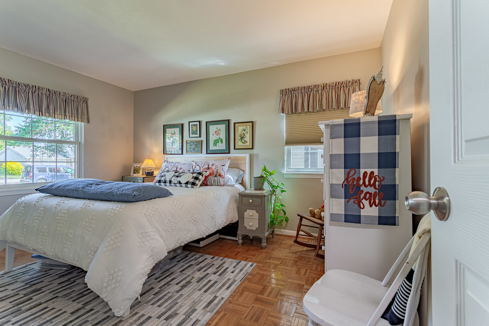 579 Bristol Lane, Elk Grove Village, IL 60007