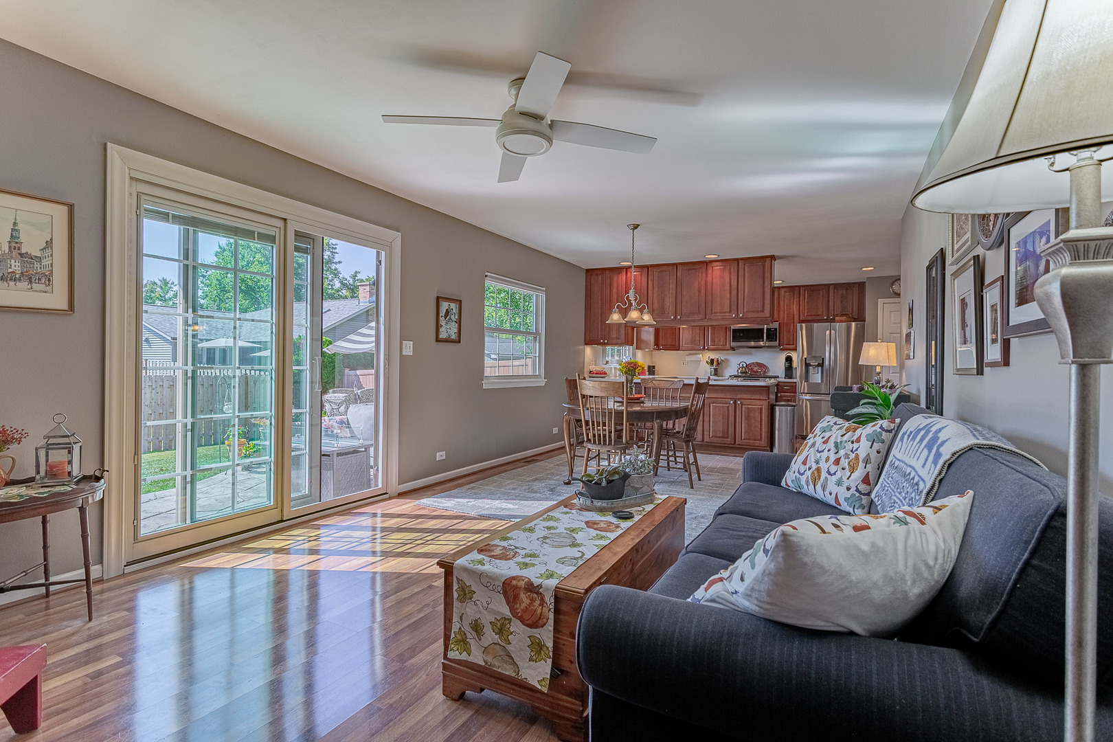 579 Bristol Lane, Elk Grove Village, IL 60007