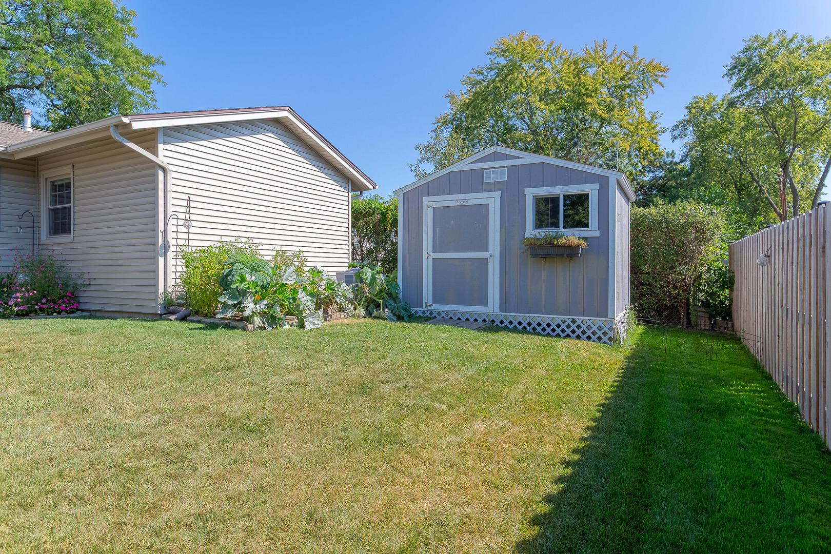 579 Bristol Lane, Elk Grove Village, IL 60007