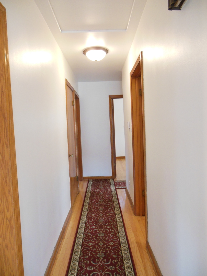 508 E Butterfield Road, Elmhurst, IL 60126