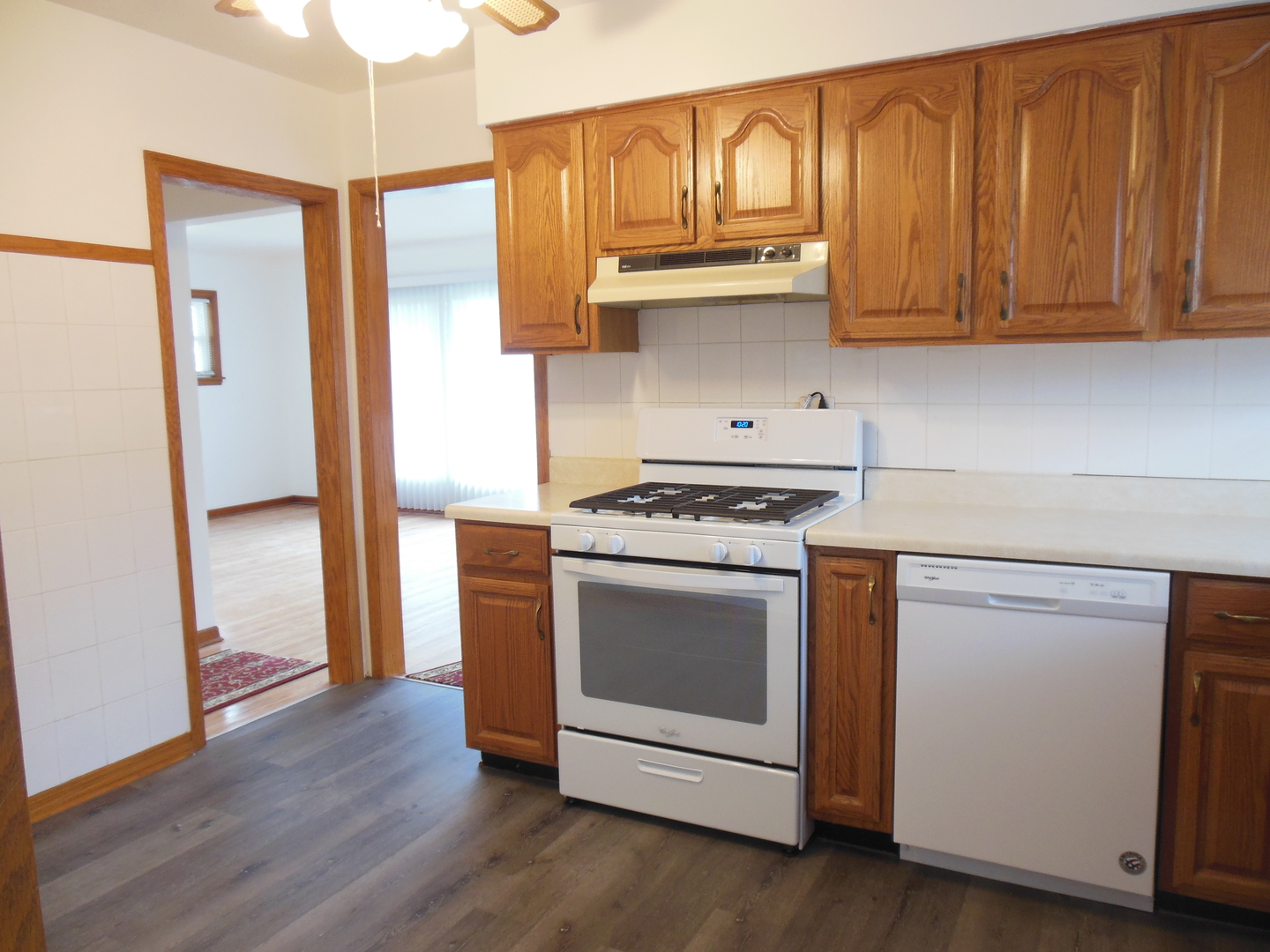 508 E Butterfield Road, Elmhurst, IL 60126