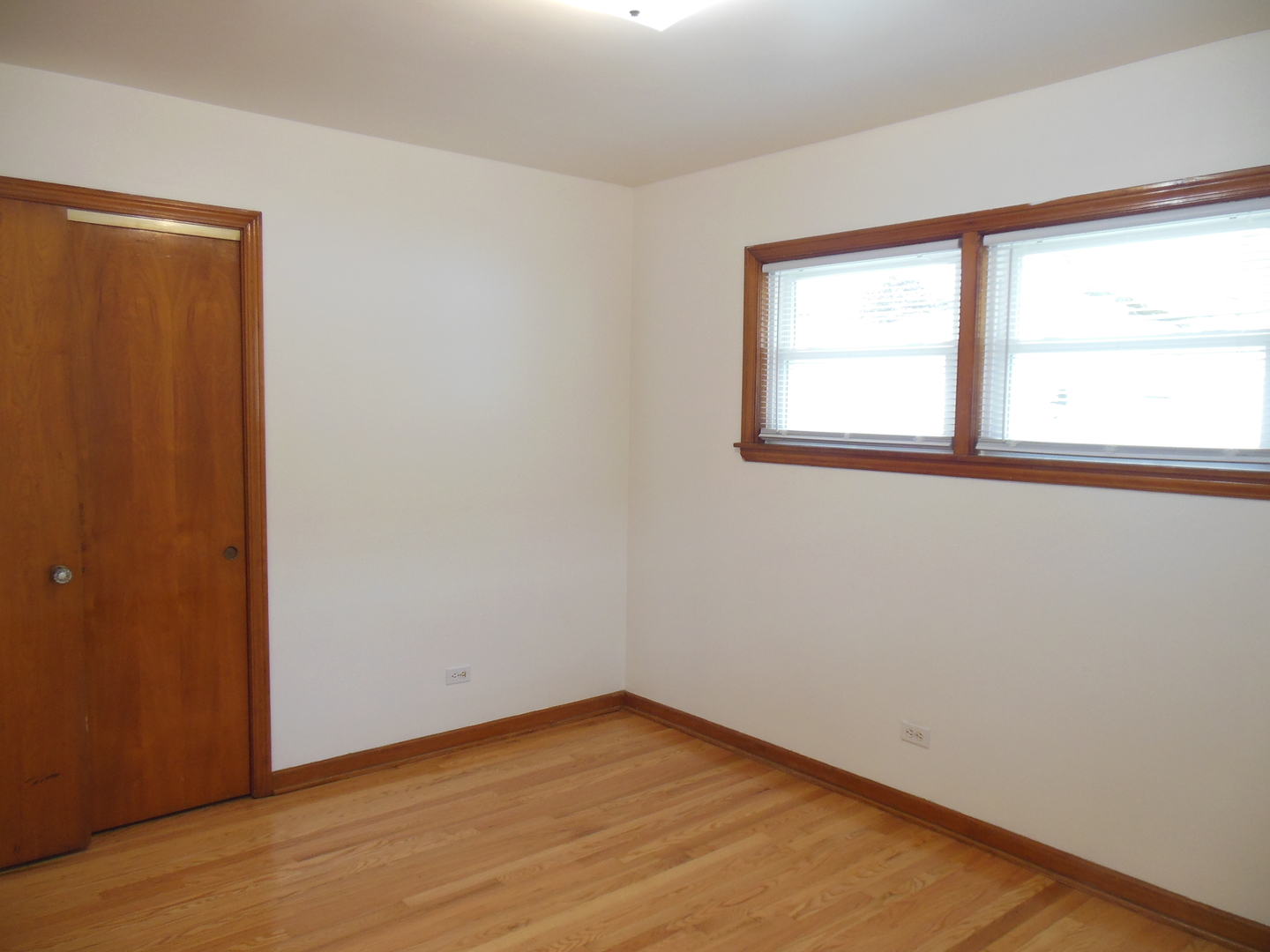 508 E Butterfield Road, Elmhurst, IL 60126