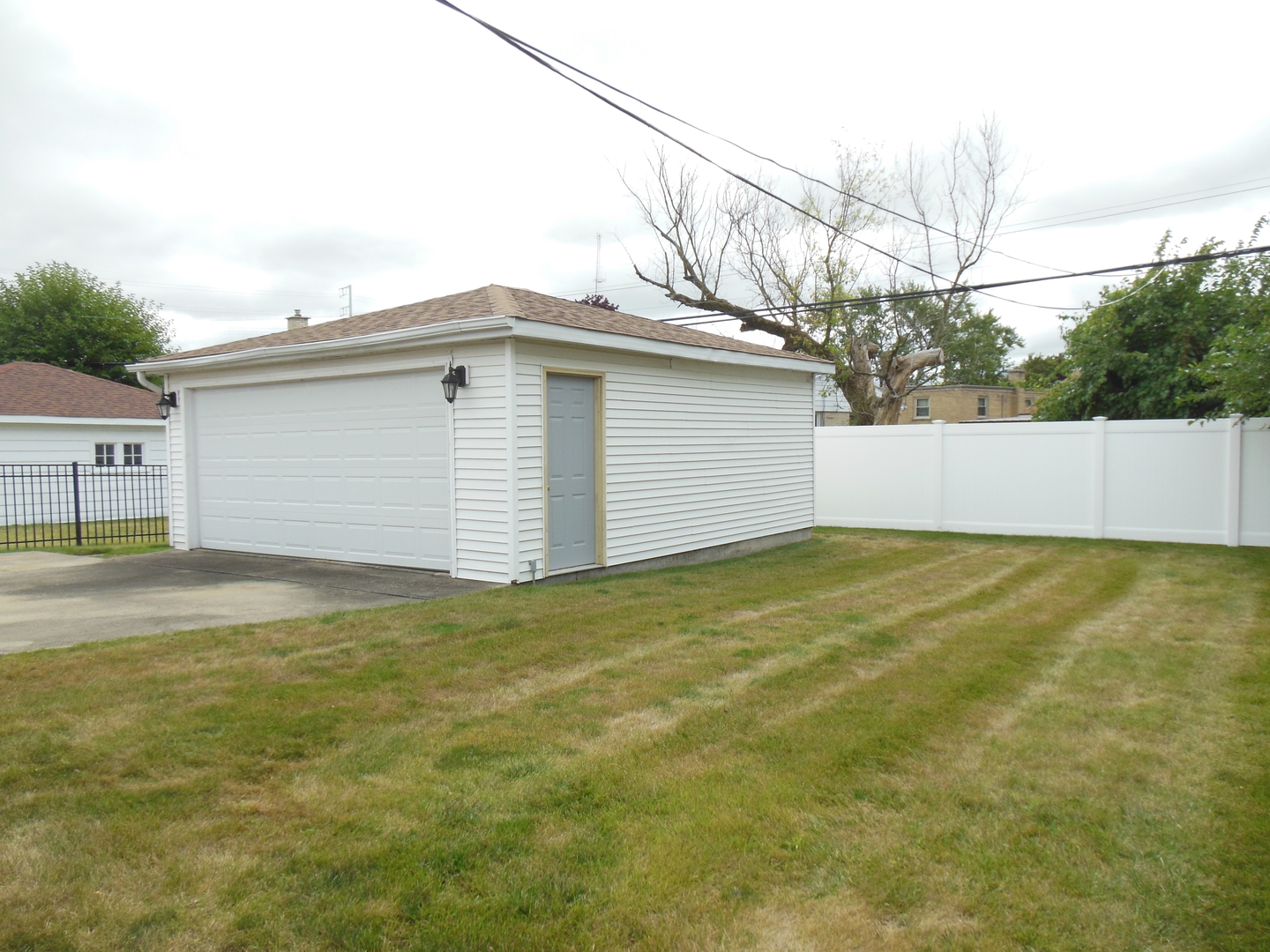 508 E Butterfield Road, Elmhurst, IL 60126