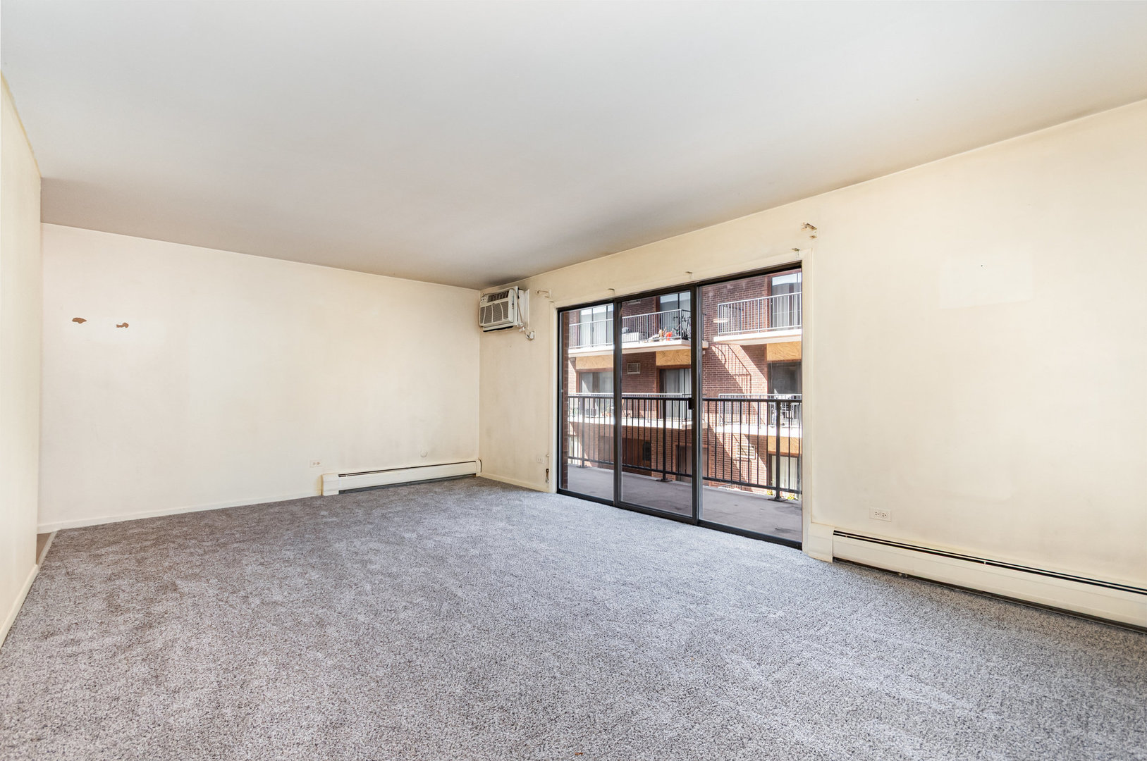 9540 Mayfield Avenue #S214, Oak Lawn, IL 60453