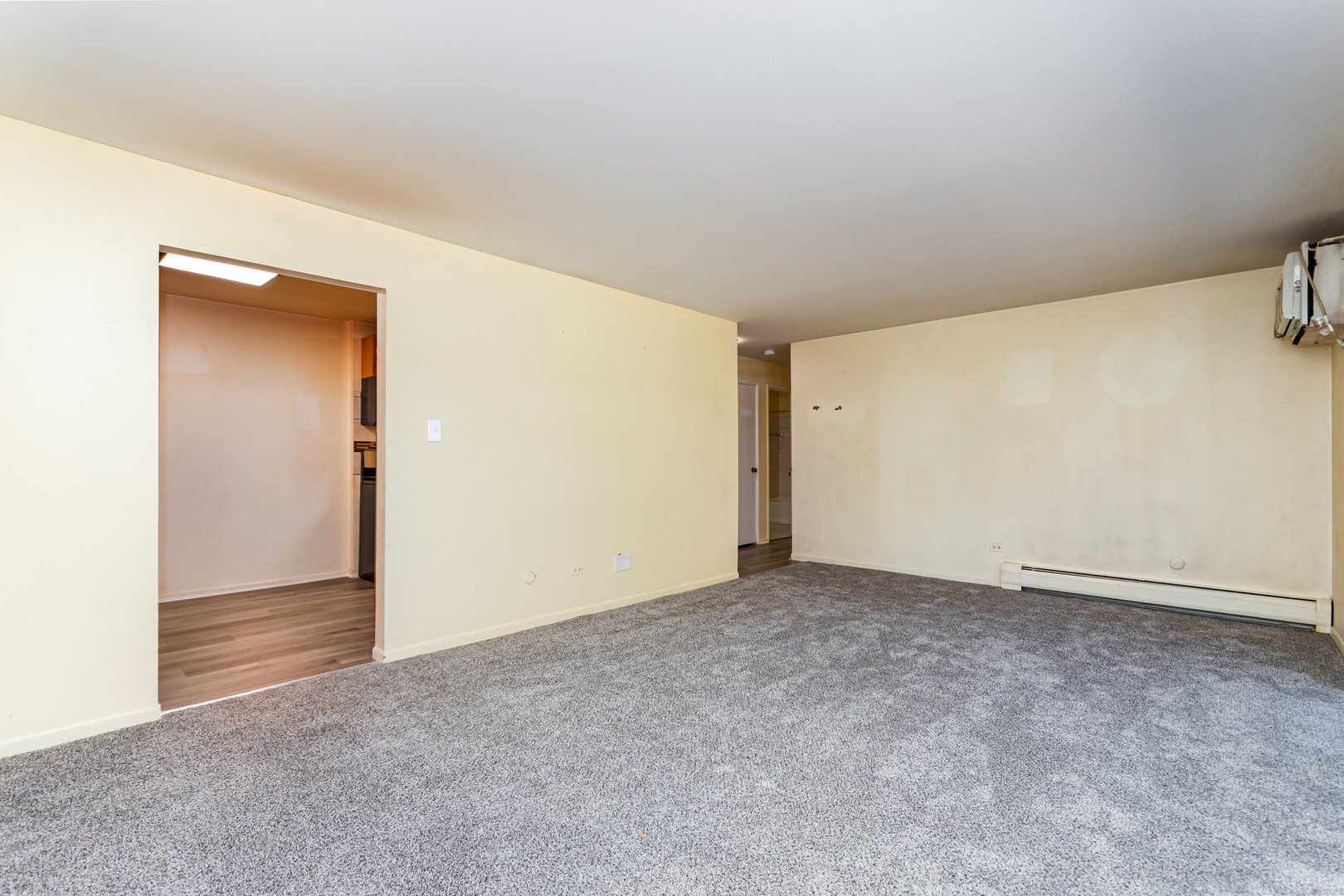 9540 Mayfield Avenue #S214, Oak Lawn, IL 60453