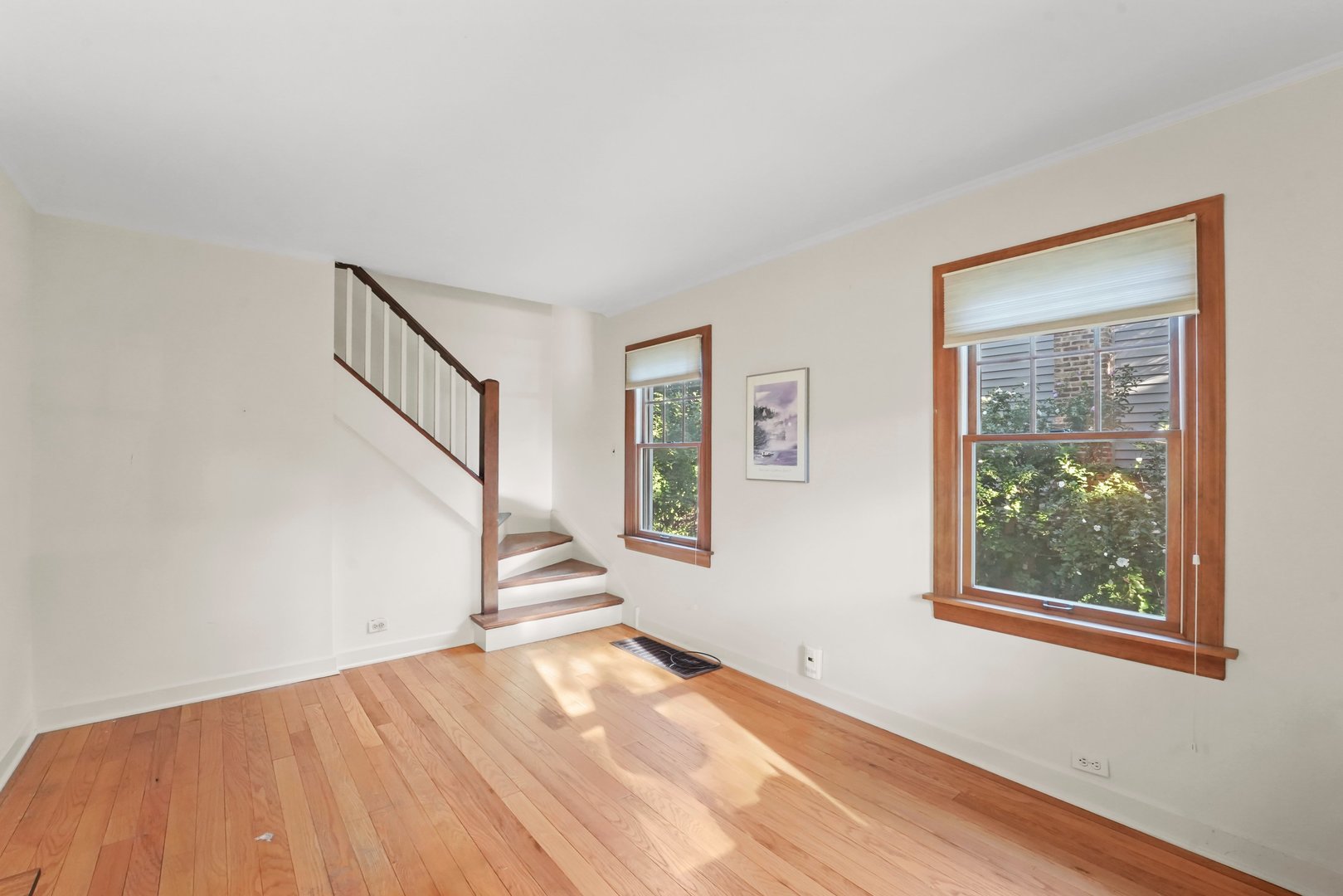 964 S Hillside Avenue, Elmhurst, IL 60126