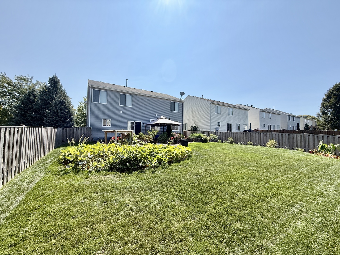 760 Canterbury Lane, Pingree Grove, IL 60140