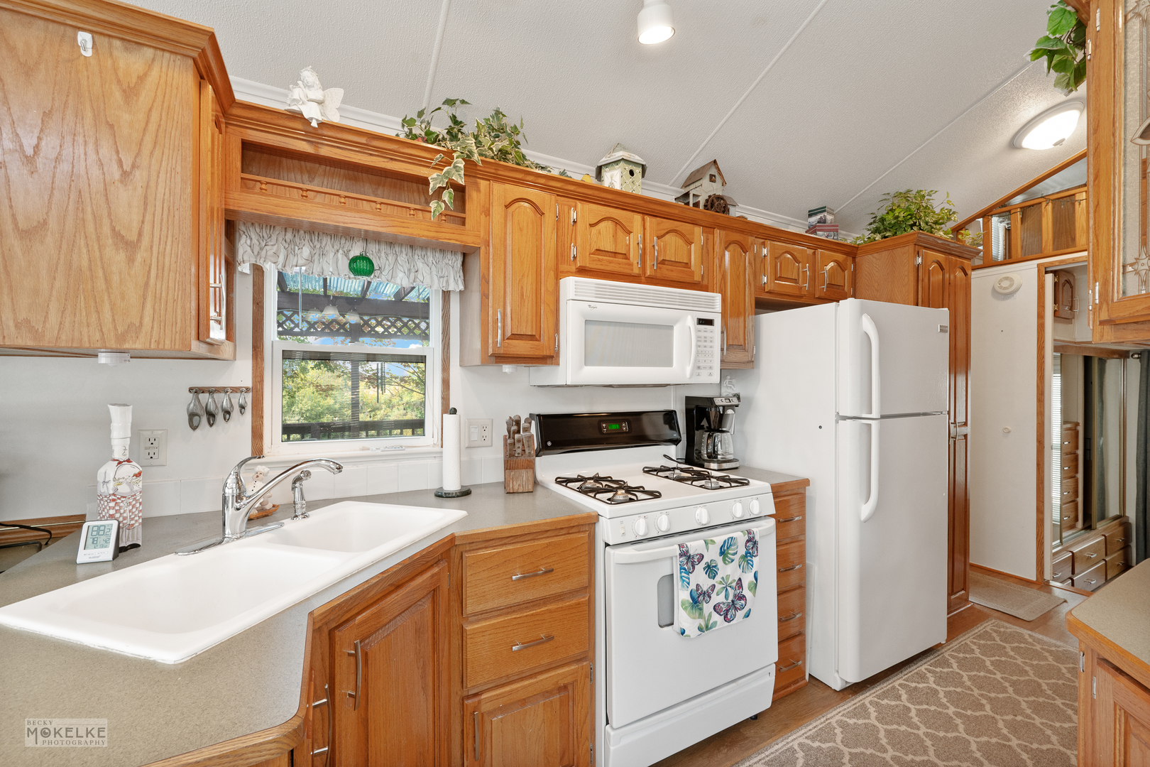 17 Hole in the Wall Road, Wilmington, IL 60481
