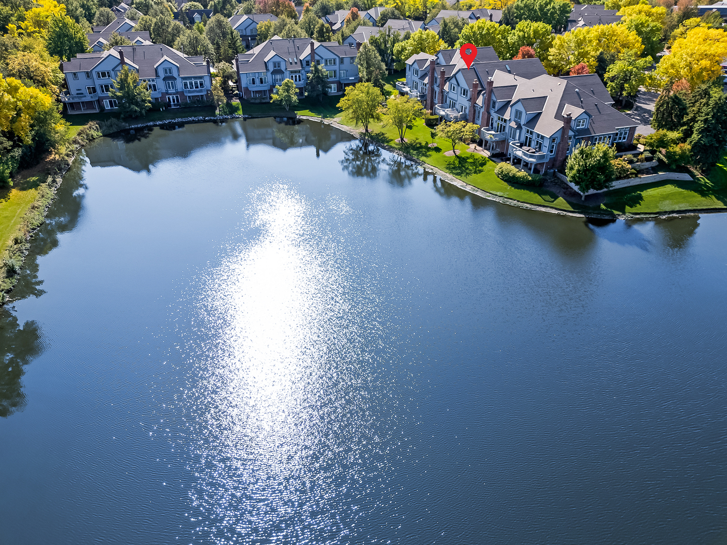 110 Waterside Place, Burr Ridge, IL 60527