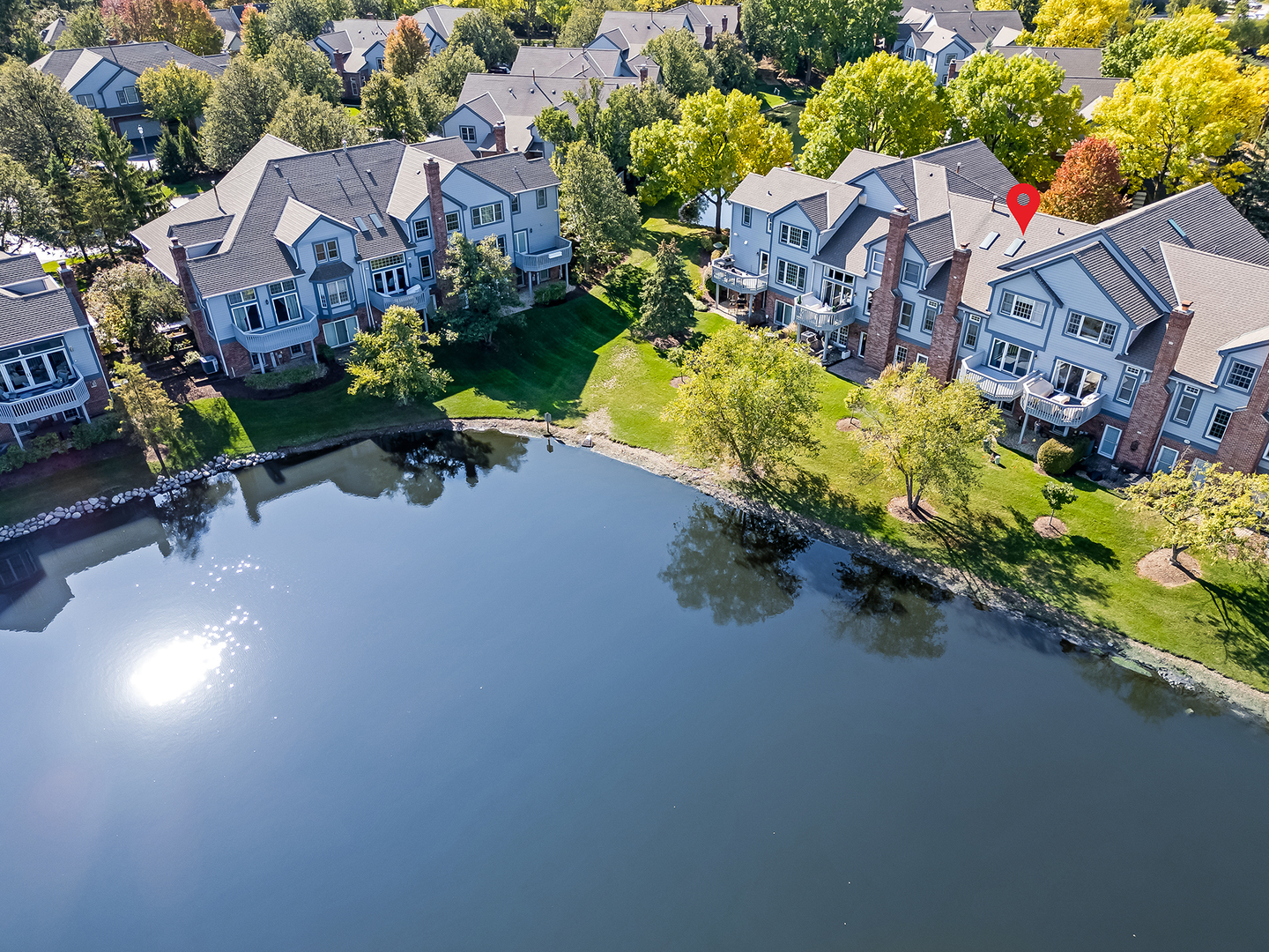 110 Waterside Place, Burr Ridge, IL 60527