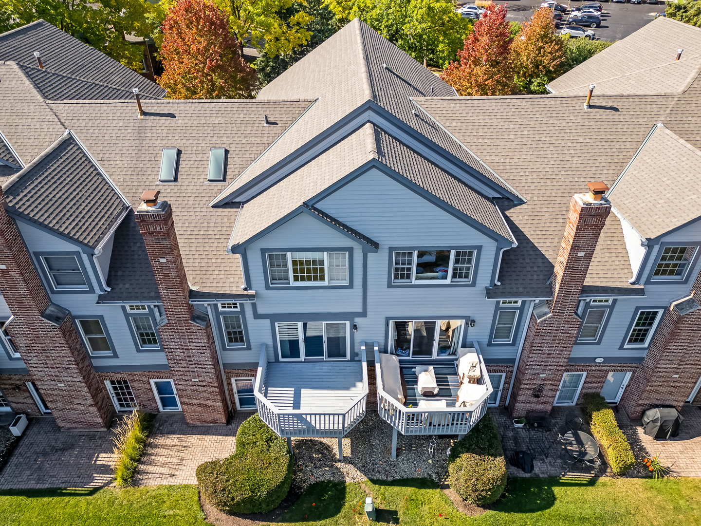 110 Waterside Place, Burr Ridge, IL 60527