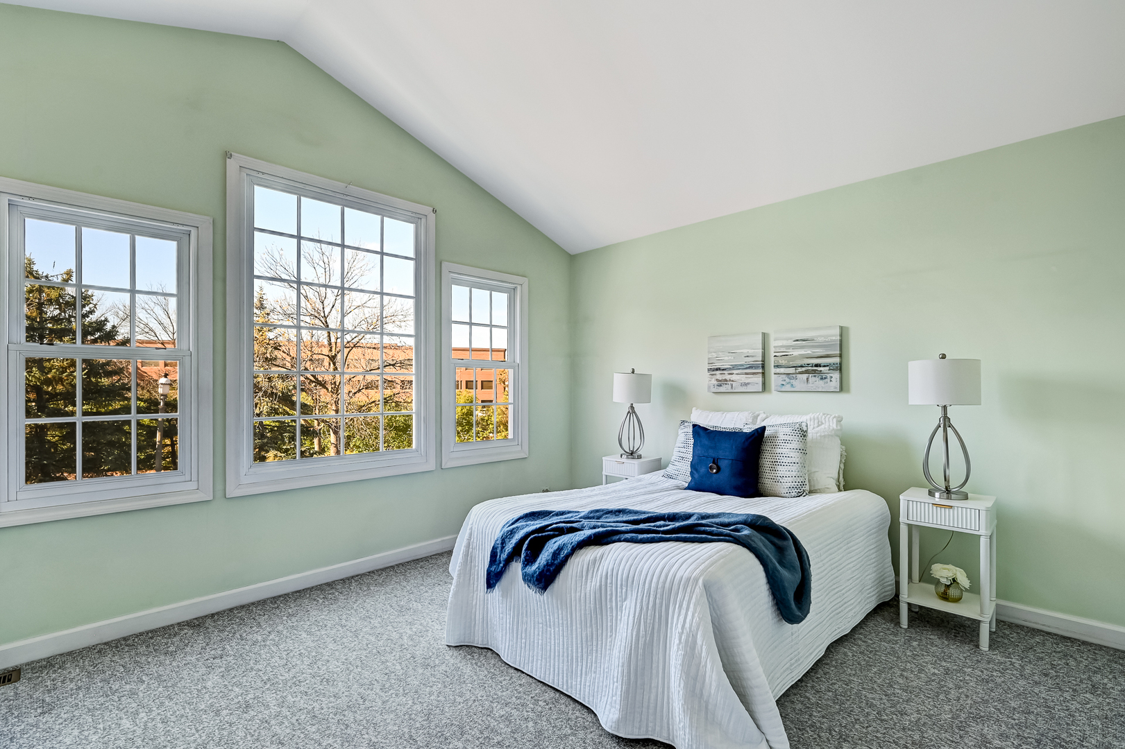 110 Waterside Place, Burr Ridge, IL 60527